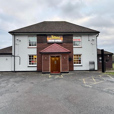 The Bell And Bottle Hotel Hedgerley Exterior photo